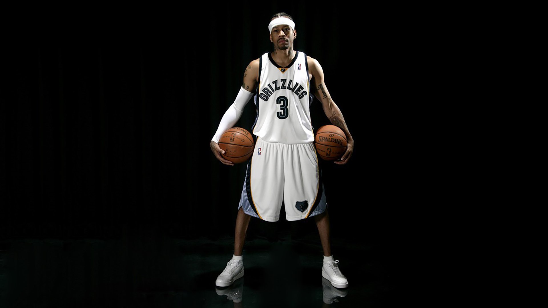 “极速逆转！车手在绝境中实现惊天翻盘”